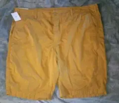 ユニクロ　UNIQLO　チノショートパンツ　半ズボン　イエロー　Yellow