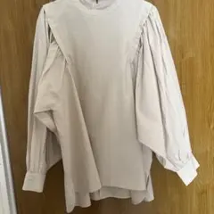 アンドイット （and it_）長袖ボリューム袖ブラウス 綿100% M〜L