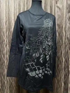 10%off値下げします! H.KTRUNKストーン装飾 黒デザイン Tシャツ