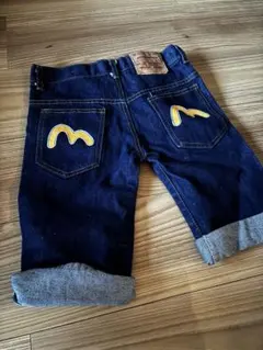 デニム　ハーフパンツ 刺繍デザイン