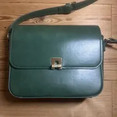 グリーン ボックス型 ショルダーバッグ