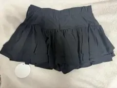 Ernest Leoty 新品　黒　ショートパンツ　ヨガ　ランニング Ernest Leoty 新品未使用 黒 ショートパンツ ランニング ヨガ - メルカリ