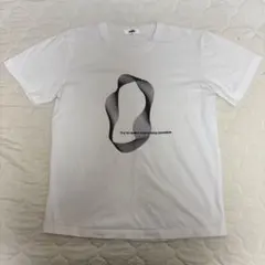 yoloホワイト グラフィックTシャツ