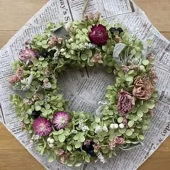 ハンドメイド　ドライフラワーリースのサムネイル