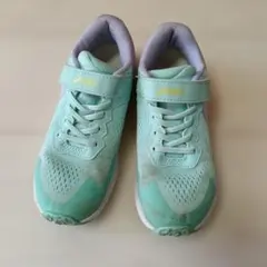 Item thumbnail for item c50623b1-e7ed-4217-8c58-8077605c55fe