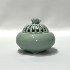 有田焼 冬山作 香炉 茶道具 染付/筒形香炉/三つ割り/七宝 | 鍋島焼窯元 市川冬山