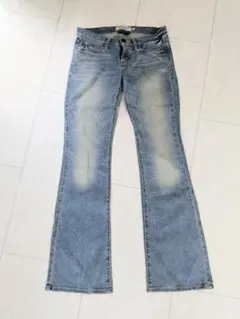 abercrombie&fitch ブーツカットデニム