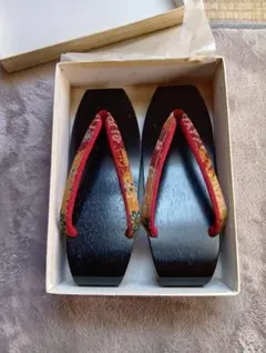 木製下駄 花柄鼻緒 約22cm