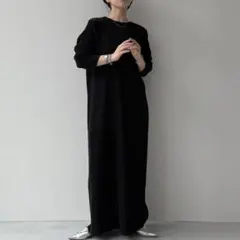 極美品✨wee9s デイリースーパーストレッチクルーネックプリーツワンピース　L