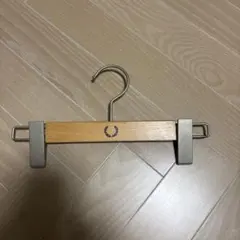 木製ハンガー20本セット - メルカリ