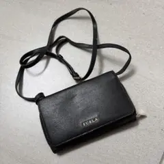 FURLA フルラ ショルダーウォレット　バッグ ブラックのサムネイル