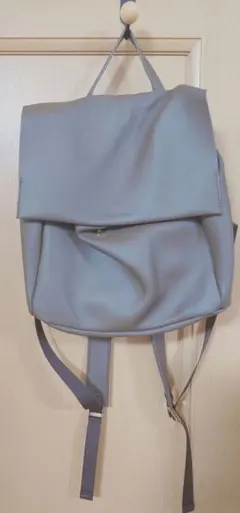 レガートラルゴ リュック グレー 合皮 A5サイズ 500mlペットボトルOK