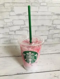 食品サンプル　イチゴミルク　フェイクドリンク