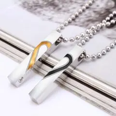 ハート ペアネックレス 2個セット カップル お揃い　ギフトプレゼント