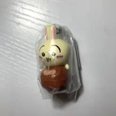 ちいかわ たべものいっぱいマスコット3【うさぎ】のサムネイル