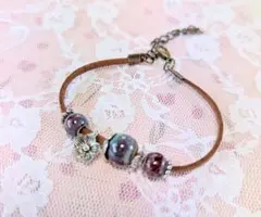 新品‼️フラワーチャーム付き　セラミックビーズのブレスレット　軽量