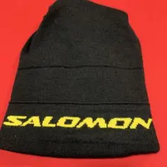 SALOMON ブラック ニット帽 100%アクリルのサムネイル