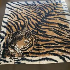 トラ柄 大判ストール　スカーフ　フランス製