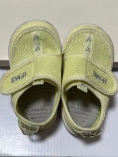 Item thumbnail for item 1860094a-5197-4ae1-81e7-ec2ec0797ec7