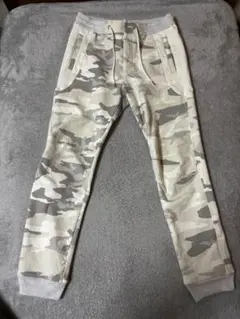 Item thumbnail for item 8823b995-257d-4d72-a5e8-eeeab617c254