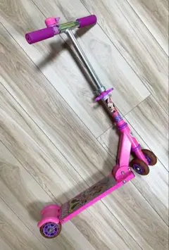 ミニーマウス キッズキックスケーター 3輪のサムネイル