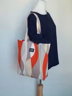 ORG 北欧風ウェーブ柄 肩掛け 大きめトート（マチ10cm）