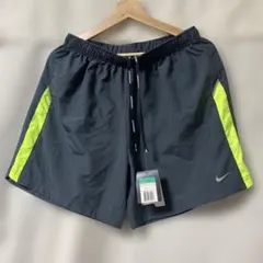 ★新品未使用・送料無料NIKE ランニングパンツ XL グレー★