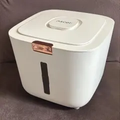 Item thumbnail for item 86977990-a4e3-4b38-adf5-9fe05d771c1f