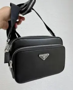 PRADA サフィアーノレザー ショルダーバッグ