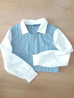 水色長袖カットソー