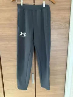 Under Armour バスケットボール パンツ　ジュニアSMサイズのサムネイル