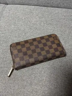 Louis Vuitton ダミエ ジッピーウォレット