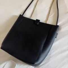 黒 2WAYショルダーバッグ シンプルデザイン