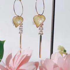 No.20【 イエロー クリスタル ハート × コットンパール フープピアス 】