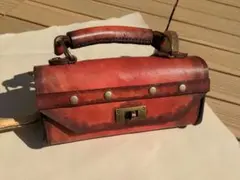 【本革】レザーミニバッグ　スマホケース　ポーチ