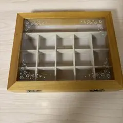 木製アクセサリーケース 12仕切り 花柄