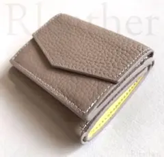 ミニ財布 本革 折り財布