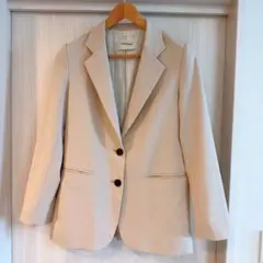 ココディール ベージュ テーラードジャケット