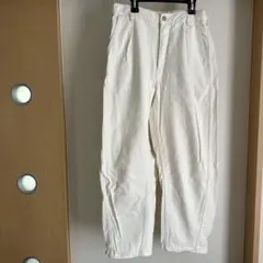 ホワイト チノパン