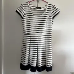 CECIL McBEE ボーダー柄 半袖ワンピース Mサイズ
