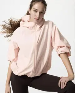 ユニクロ UNIQLO ポケッタブルUVカットパーカ pink Sサイズ