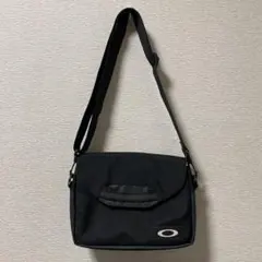OAKLEY オークリー ショルダーバッグのサムネイル
