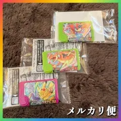 ポケモンフレンダタグ ピカチュウ ケルディオ　 リザードン