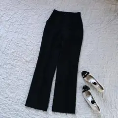 レディース　テーパードパンツ　黒　オフィス　通勤　ウエスト64