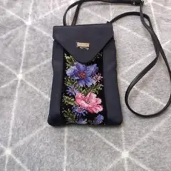 軽量ポシェット