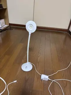 GENTOS ホワイトデスクライト フロアスタンドタイプ