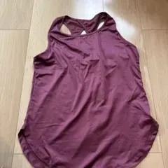 バーガンディ クロスバック ヨガウェア