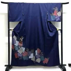 付け下げ　刺繍　絞り　金彩　色紙散らし　花　萩　桔梗　撫子　着物　042k d