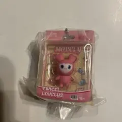 ガチャガチャ　TWICE ブリスターマスコットチャーム　MOVELY モモ