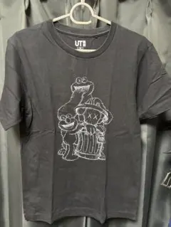 UT KAWS セサミストリート Tシャツ ブラック